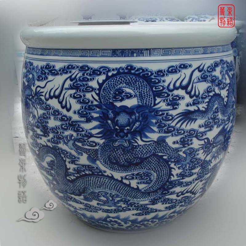 Jingdezhen imitation qianlong China dragon gut China cylinder Air China VAT blue and white cylinder 50 to 60 dragon grain diameter