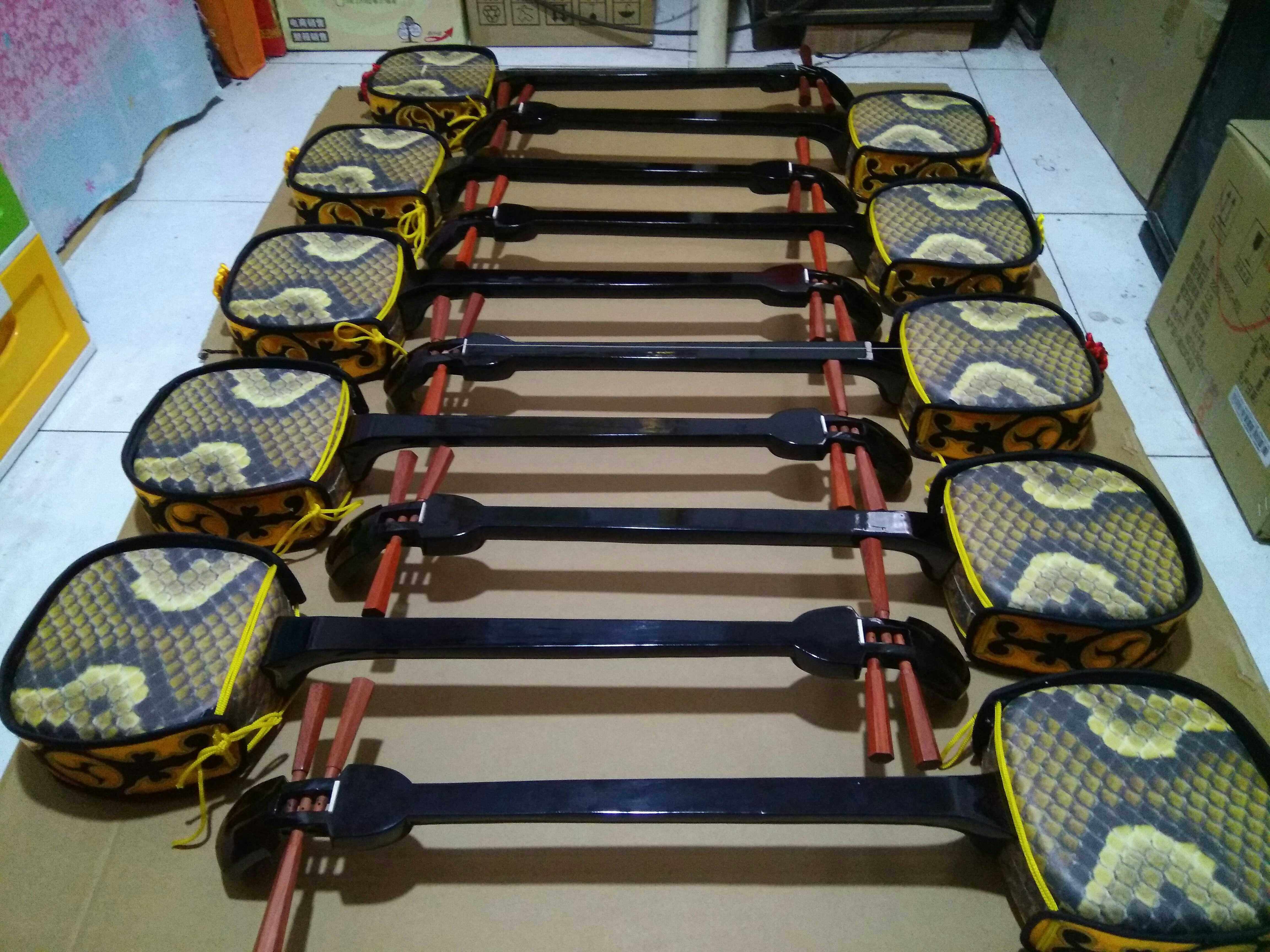 紫菀乐器手工日本冲绳三弦三味线仿蟒皮新手练习用音色柔高亮漆面