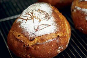 临窗品茗台湾代购世界面包冠军 吴宝春 荔枝玫