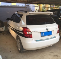 Skoda crystal sharp two-compartment sports tail crystal sharp two-compartment special car ABS modified with wind wing crystal sharp two-compartment top wing