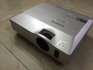 二手投影机3000流明家用会议婚庆娱乐高清投