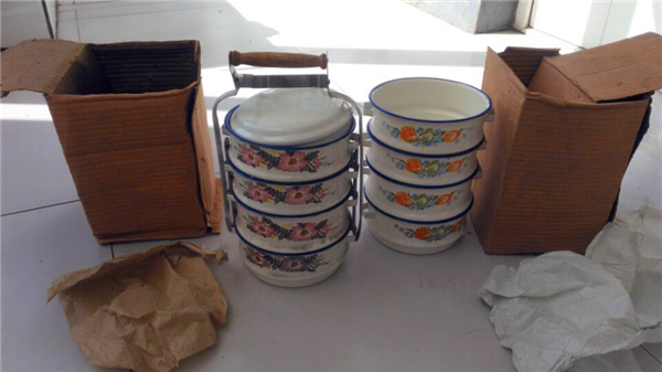 八十年代搪瓷盆,打饭餐盒