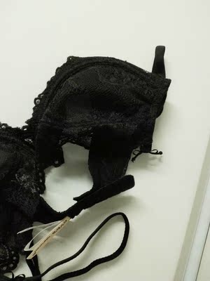 特别特别好穿,特别喜欢,特别性感,蕾丝特别漂亮,直接上图吧,希望能给后面的妹子一个参考 特别特别好穿,特别喜欢,特别性感,蕾丝特别漂亮,直接上图吧,希望能给后面的妹子一个参考