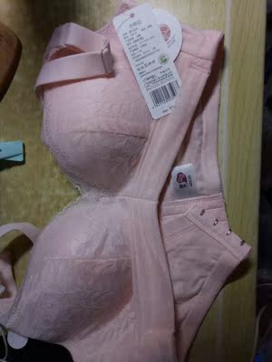 面料挺舒服的,双11性价比也比较高 面料挺舒服的,双11性价比也比较高