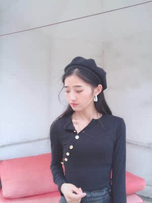 款式好好看 也没色差 衣服质量很好 没异味 面料软软的 透气 穿着很舒服