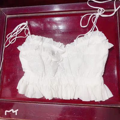 上身太可爱了，小性感又清纯，很适合我。一点都不透，布料也不错。