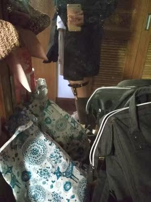 帅气XD 啊没找到合适的拍摄场所手机又坏了o<-<