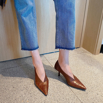 Wine glass heel shoes womens autumn V-mouth shoes womens 2022 trendy shoes leather pointed shoes retro slim high heels all-match