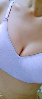 橇，很不错，姑娘们！添茄公,总~号【刚合适】再去买，便宜了一半，超级给力！！！！排在最上面的那个才是哦，试穿下大小合适面料柔软舒适，非常满意，穿着很舒服，快递很给力，质量不错，作工很精细，质量不错质量不错，很合身，贴身，不嘞肉。试穿下大小合适面料柔软舒适，非常满意，纯棉的透气性好，款式也好看，布料很好，做工很精致。物流很快，已经是回头客了，物流很快，包装严实，客服推荐的大小也合适，如需要会回购的，客服也很好，快递我备注发中通，聚拢效果好，很喜欢，质量做工很好，不变形透气，作工很精细，好评，颜色好看，看的特别干净，颜色我非常喜欢，穿着也挺舒服。