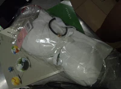 很喜欢，是我想要的类型，还送了小礼品，开心开心。