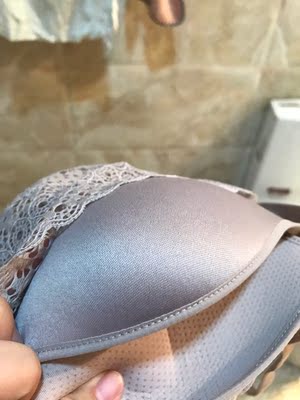 内衣还不错，活动的时候划算，买了两件