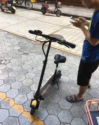 评测点评揭秘帕顿电动滑板车怎么样,锂电池续航能力好吗?耐用吗