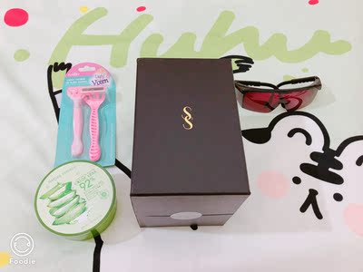 Repo来啦！过海关真快啊&hellip;开箱一共四件，机器很轻很小，我觉得能量对我来说完全够用了&hellip;大的可能会痛&hellip;我是打得很细密，然后重复打得次数比较多，收货到现在用了两次，觉得长期用下去应该会有效果的！期待不当大闸蟹的那天嘿嘿！