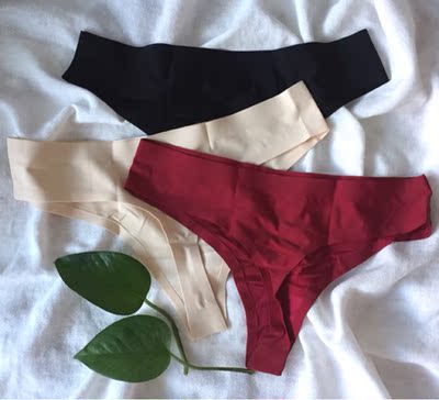 质量非常好，颜色也不错，大爱黑色，特性感的内裤，特别满意，所以用心拍摄的，值得购买