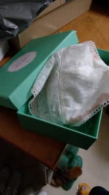 不错。很好看的。很薄，摸起来很舒服