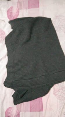 这个色差也太大了吧，一股强烈的刺激性味道