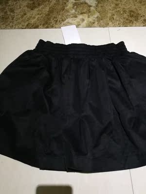 布料很厚实，性价比很高，不错的。