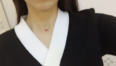 好看好看好看 是正品 包装很精致诶 开心开心