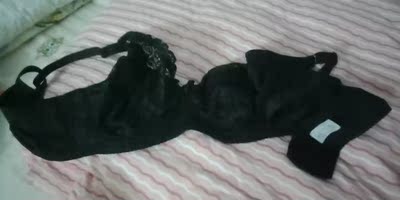 买好几次了，穿上不显胸大，挺舒服，每次都买两个。