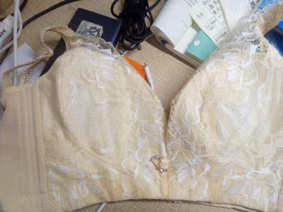 实际比图片深一些，很好很好。