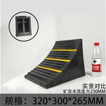Large rubber retreat triangle wooden stall truck tire anti-skid pad slope positioning block car tire plug