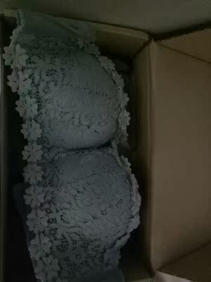 感觉特别好穿着特别舒服，摸着柔软，非常顺滑。