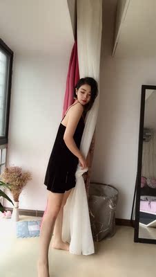 睡衣质感很好 穿着很舒服