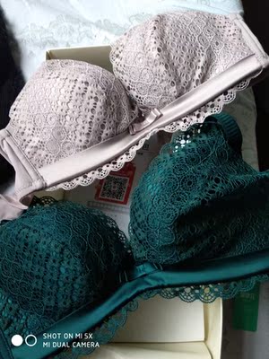 好，很好，非常好，穿起来舒服，样子美。