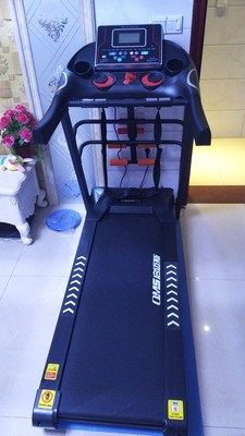 说说图文对比启迈斯R8和Q7L跑步机哪个好，分析优缺点细节