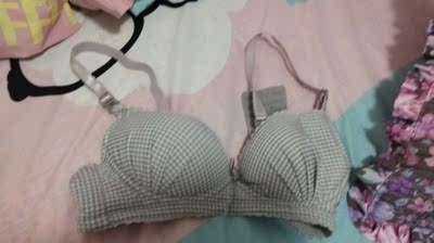 非常好看,穿了感觉非常不错,喜欢的就赶紧购买,因为之前我买的其他地方的都没这件穿上舒服,以后还会在来这家店。 非常好看,穿了感觉非常不错,喜欢的就赶紧购买,因为之前我买的其他地方的都没这件穿上舒服,以后还会在来这家店。