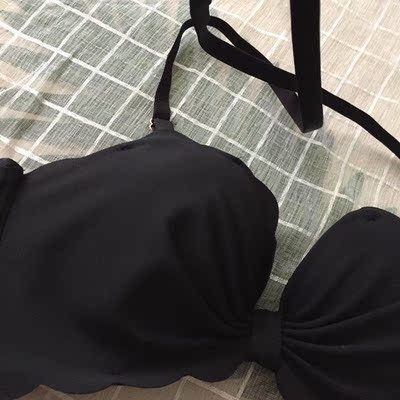 内衣收到了，做工很好，用的面料也不错，，穿着很合适，挺不错的