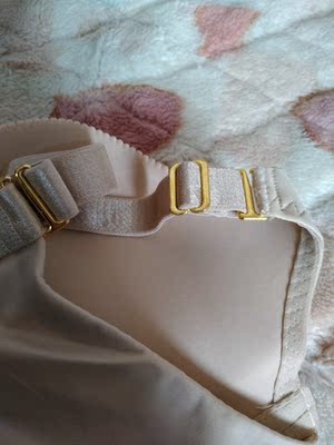 喜欢喜欢喜欢喜欢喜欢喜欢质感不错 😌