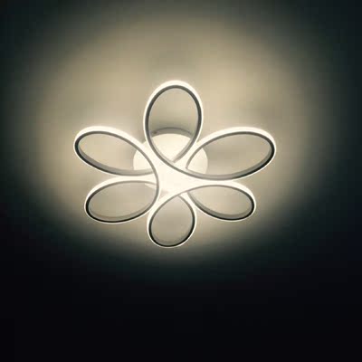 【揭秘】想知道西西可灯饰怎么样，是哪里生产的，有实体店没啊