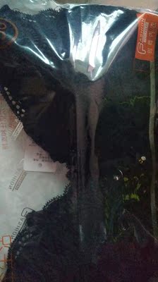 收到了，面料舒服，没有色差，和尺码表上说的一样准确，本来担心和图片会不一样，收到后感觉还能应该多买两件的