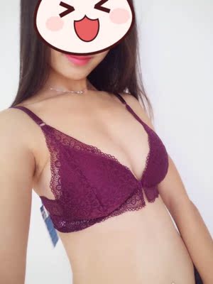 买一送一还送同款，质量比实体店200多还要好，以后就选你们家了，又实惠，质量又好，穿着很舒服