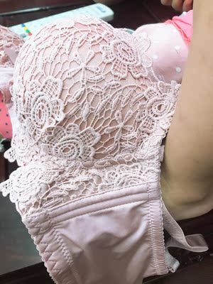 文胸质量挺好的 已经购买几次了 帮朋友邻居购买的 他们都非常的满意 以后就在这家买了 洗了好多次了不变形 不褪色 客服服务态度好 祝老板生意兴隆