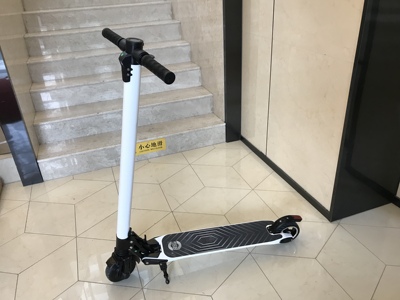 目前看来图文评测BBG电动滑板车怎么样,评测揭秘电池续航能力好吗