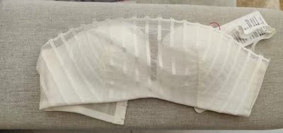 非常棒！两穿的，是我一直在寻找的款式。非常非常非常满意。客服更是一流，耐心！热情！回复速度快！！美眉们千万别错过哟～绝对不是在夸大其词，是真材实料的好！！！