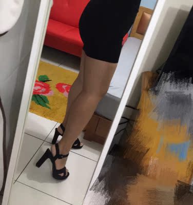 好喜歡這雙鞋高又穩 有推薦姊妹買 謝謝賣家的用心 我只能用ㄧ直回購表示支持 😃