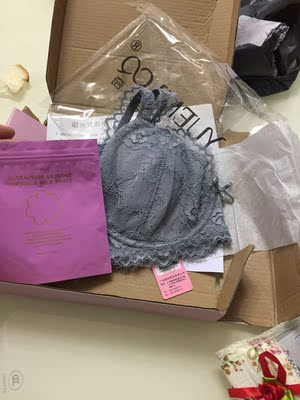 质量很好，这个价格不贵，拍的不好，实物比图片要好，这家店真该在弄些冬款，厚点的更好。