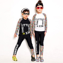 Childrens diving suit split long sleeves CUHK Sun Protection Swimsuit Warm Male Girl Speed Dry Snorkeling Jellyfish Suit