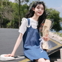 Mutu white short sleeve T-shirt denim harness dress Two sets teenage girl 2022 Summer new playful and lively suit