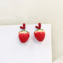 Korean temperament sweet red strawberry earrings cute girl heart Net red fruit earrings simple super fairy pendant