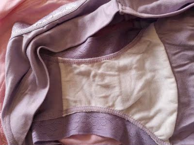 质量好的没话说，已经购买第二次了，面料很舒服也很实惠，相当于十块钱一条，非常的划算呢，洗了也没有掉色，穿在身上也很贴身，颜色也是我喜欢的颜色，这种内裤生了也可以穿，很不错哟✺◟(&lowast;❛ัᴗ❛ั&lowast;)◞✺喜欢的亲们赶紧入手吧(｡･&omega;･｡)ﾉ♡