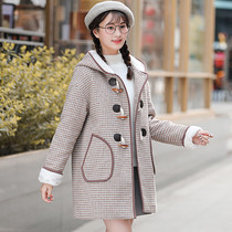Girl winter horn button tartan coat Winter college style Junior high school students thickened cotton wool coat