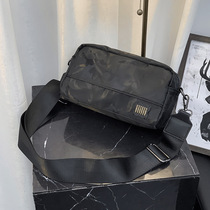 2022 new men's simple nylon shoulder bag Japanese and Korean men's casual messenger bag trendy men's and women's sports small backpack