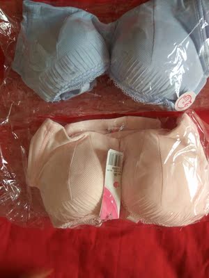 买过3次了。质量还是那么好。款式样式都是我喜欢的。 买过3次了。质量还是那么好。款式样式都是我喜欢的。