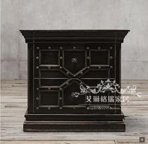 Light luxury bedside cabinet bedroom locker bedside cabinet behind modern port gold stainless steel piano paint bedside cabinet