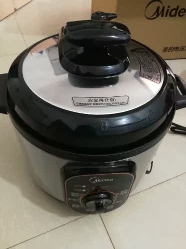 美的MY-12CH402A电压力锅