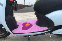 Electric car motorcycle foot pad womens car foot pad Yadi Green Source Emma small horse turtle electric car foot pad King